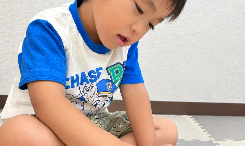 画像5081：越谷の児童発達支援・放課後等デイサービスの仕事内容は？「自分でできた！」ミイラのお菓子入れ🎃